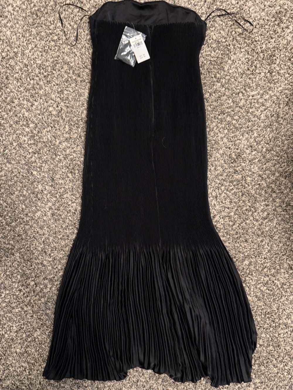 NWT Abercrombie & Fitch Giselle Black Pleated Midi Dress - Picture 7 of 7